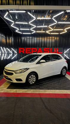 CHEVROLET ONIX 1.0 MPFI LT 8V FLEX 4P MANUAL CHEVROLET ONIX 1.0 MPFI LT 8V FLEX 4P MANUAL